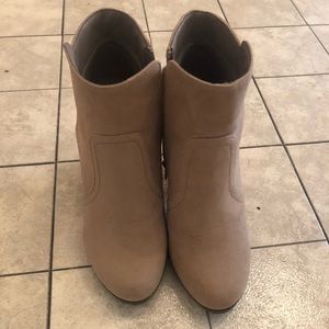 Lulu’s Nude Bootie